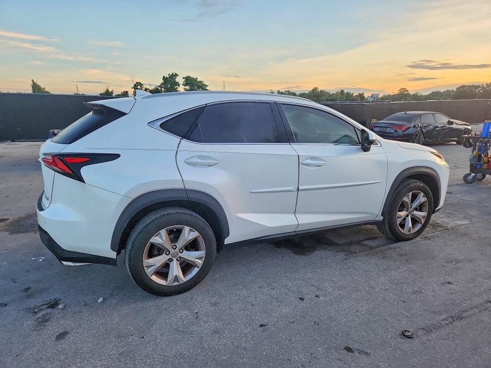 2017 Lexus Nx 200t მანქანა იყიდება აუქციონზე, vin: JTJYARBZ5H2063835, აუქციონის ნომერი: 67188676