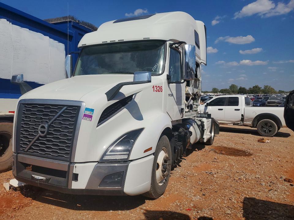 2023 Volvo Vnl მანქანა იყიდება აუქციონზე, vin: 4V4NC9EH3PN331348, აუქციონის ნომერი: 69812286