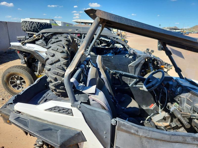 69526786 :رقم المزاد ، 3NSVBA872FF432685 vin ، 2015 Polaris Razor مزاد بيع