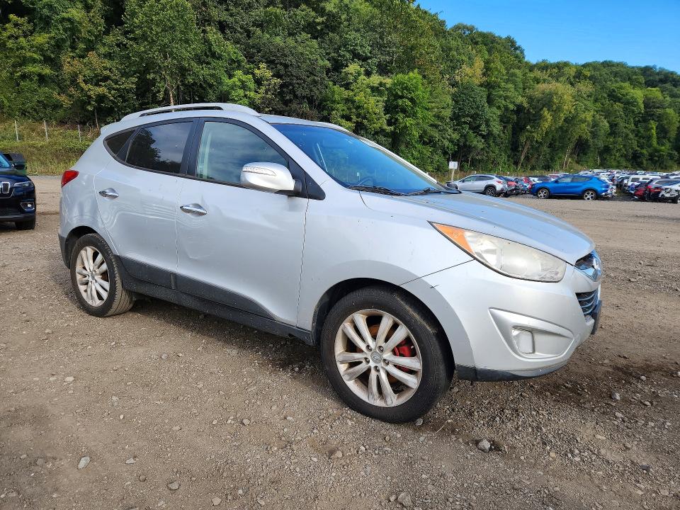 2012 Hyundai Tucson მანქანა იყიდება აუქციონზე, vin: KM8JU3AC4CU357239, აუქციონის ნომერი: 70142896