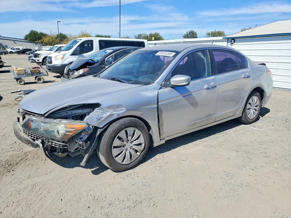 69454586 :رقم المزاد ، 1HGCP2F38AA073555 vin ، 2010 Honda Accord مزاد بيع