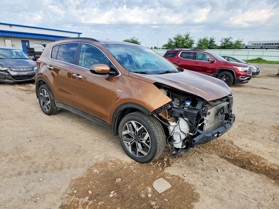 2021 Kia Sportage მანქანა იყიდება აუქციონზე, vin: KNDPNCAC8M7846898, აუქციონის ნომერი: 67260476