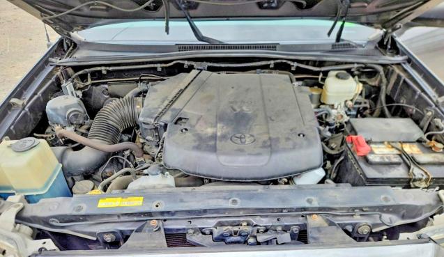 Продажа на аукционе авто 2015 Toyota Tacoma, vin: 3TMLU4EN2FM193691, номер лота: 70538496
