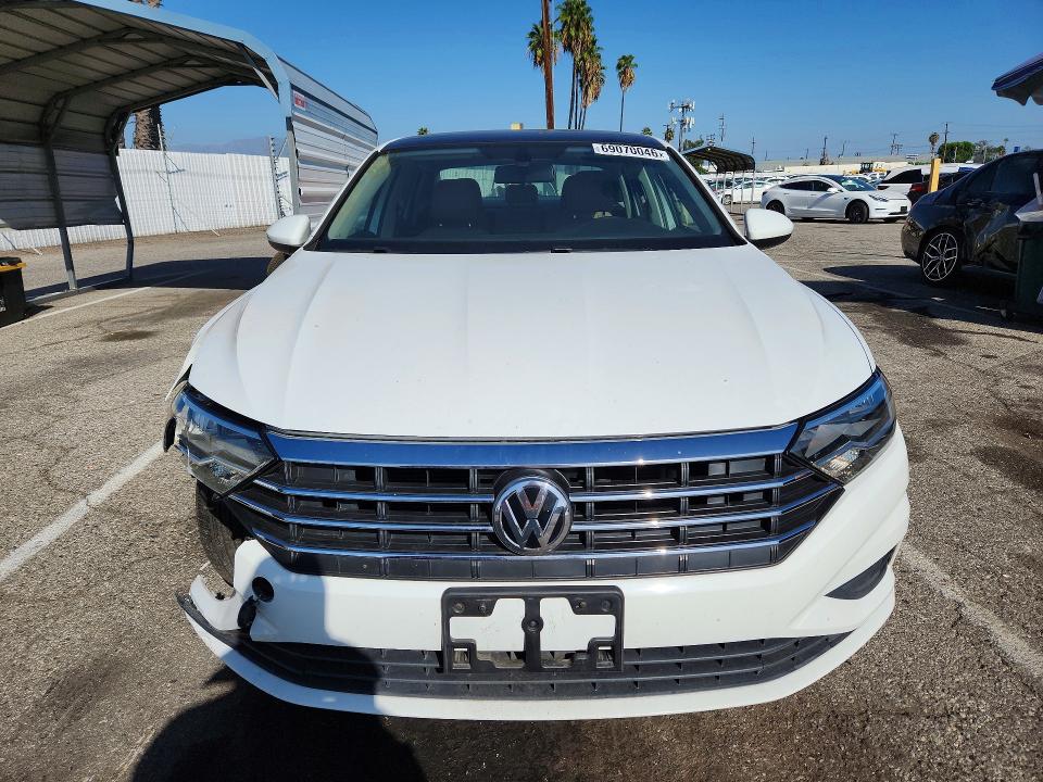 69070046 :رقم المزاد ، 3VWC57BUXLM079795 vin ، 2020 Volkswagen Jetta مزاد بيع