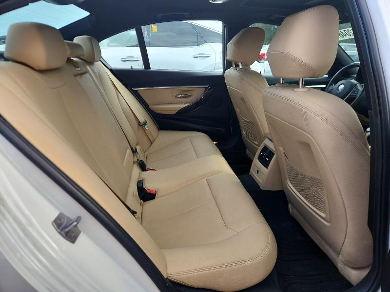 67442046 :رقم المزاد ، WBA8D9G33HNU64830 vin ، 2017 Bmw 330 مزاد بيع