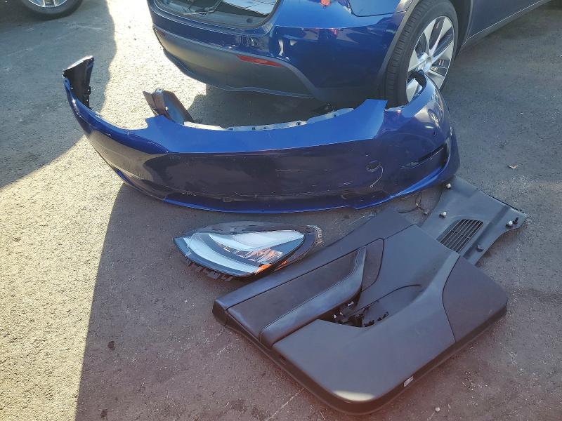 2020 Tesla Model Y მანქანა იყიდება აუქციონზე, vin: 5YJYGDEE8LF053853, აუქციონის ნომერი: 69028826