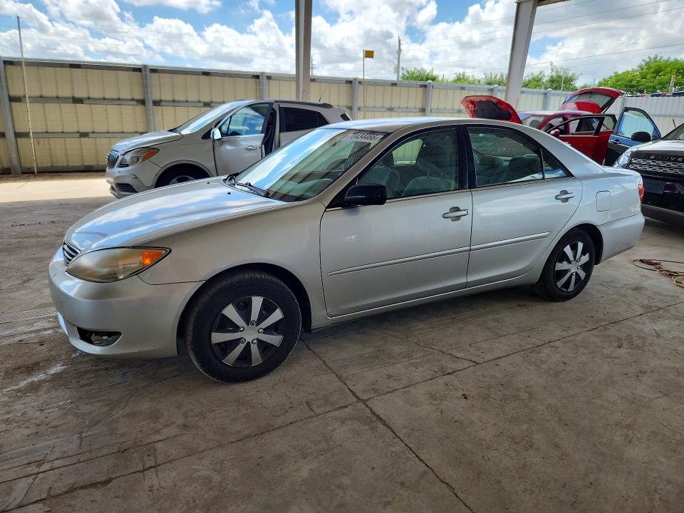 70434466 :رقم المزاد ، 4T1BE32K26U737126 vin ، 2006 Toyota Camry مزاد بيع
