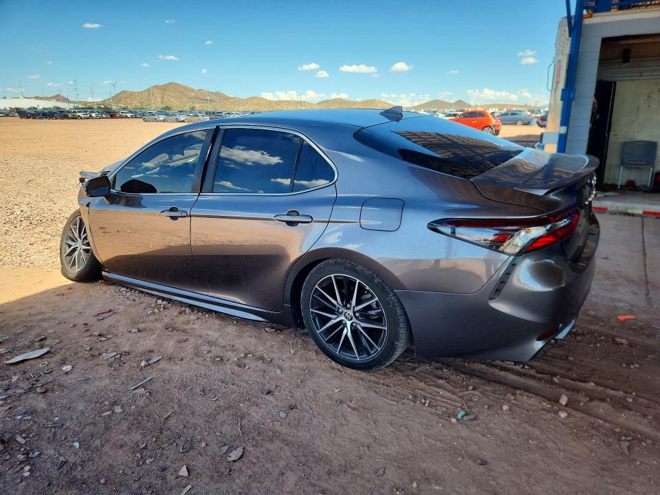 Продажа на аукционе авто 2022 Toyota Camry, vin: 4T1S11AK8NU055142, номер лота: 69808456