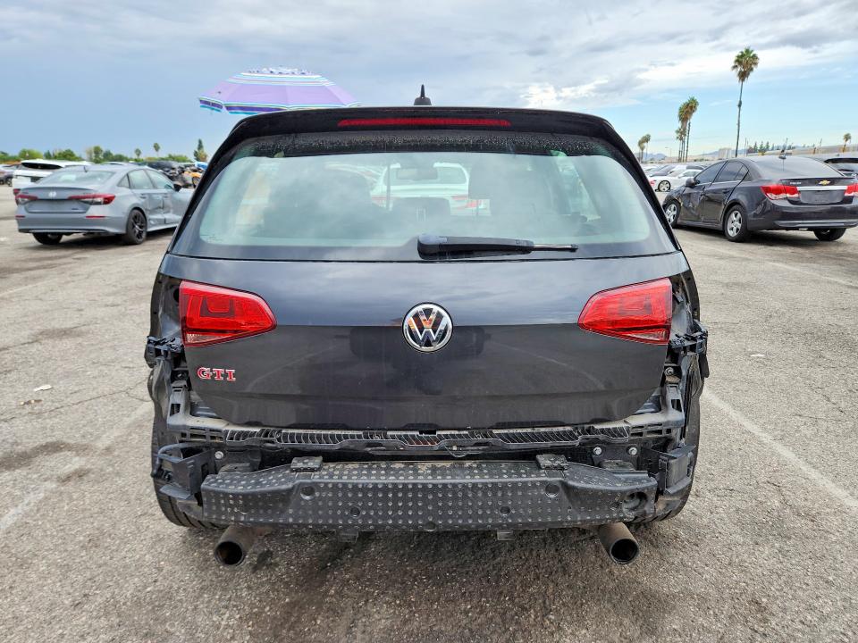 68025886 :رقم المزاد ، 3VW447AU3GM044675 vin ، 2016 Volkswagen Gti مزاد بيع