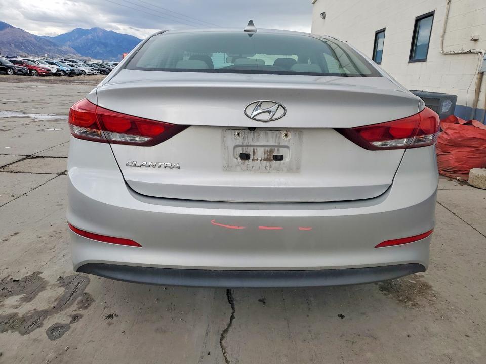 Продаж на аукціоні авто 2017 Hyundai Elantra, vin: 5NPD84LF8HH102694, номер лоту: 69202116