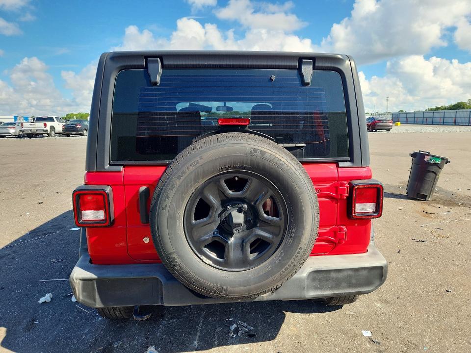 69824346 :رقم المزاد ، 1C4HJXDG7JW179412 vin ، 2018 Jeep Wrangler Unlimited مزاد بيع
