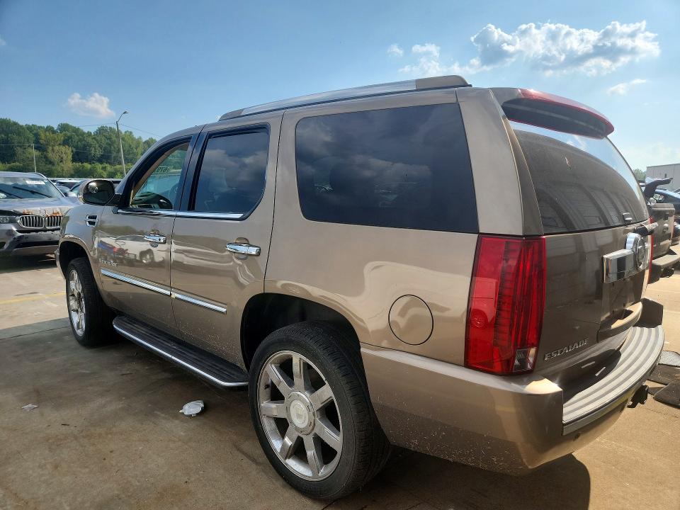 Продажа на аукционе авто 2007 Cadillac Escalade, vin: 1GYFK638X7R335985, номер лота: 67976856