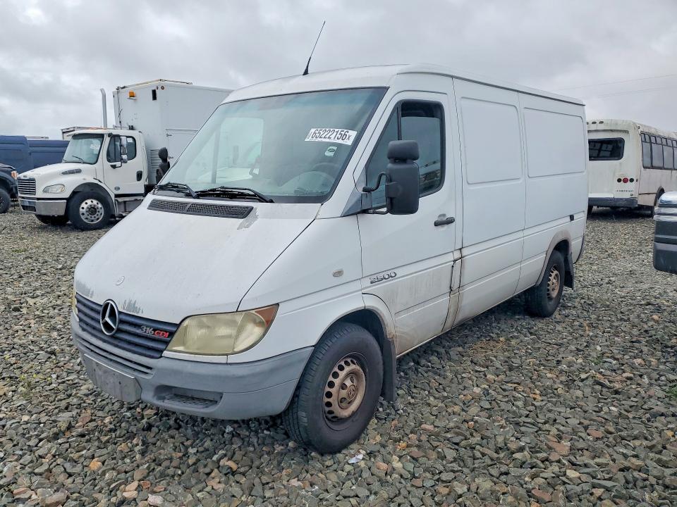 Aukcja sprzedaży 2005 Sprinter Medium Duty/box Trucks, vin: WD2PD644455748388, numer aukcji: 65222156