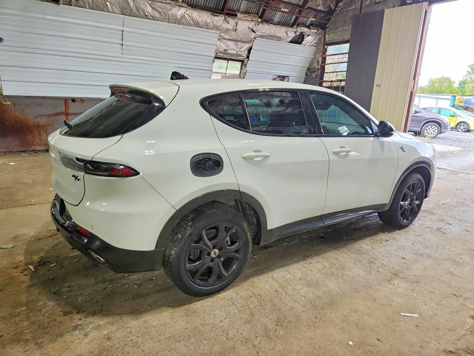 2024 Dodge Hornet მანქანა იყიდება აუქციონზე, vin: ZACPDFCW1R3A28930, აუქციონის ნომერი: 69293166