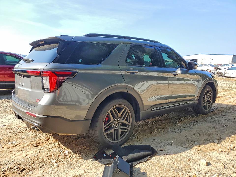Продажа на аукционе авто 2025 Ford Explorer, vin: 1FMWK8GCXSGB24723, номер лота: 68676756