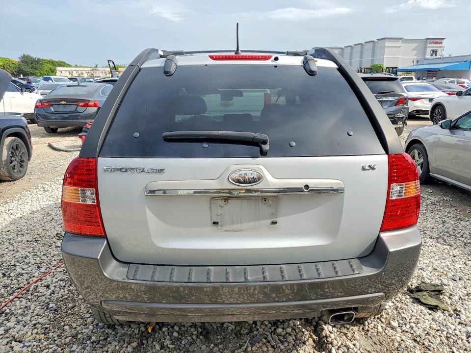 2008 Kia Sportage მანქანა იყიდება აუქციონზე, vin: KNDJF724187527298, აუქციონის ნომერი: 68577946