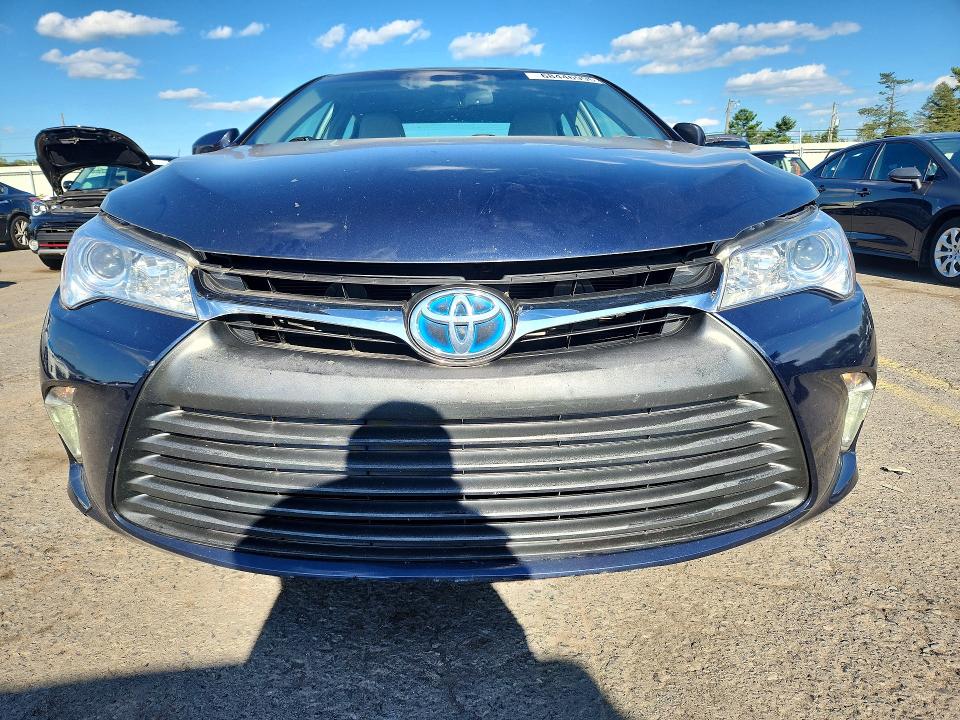 68446996 :رقم المزاد ، 4T1BD1FK8HU204573 vin ، 2017 Toyota Camry Hybrid مزاد بيع