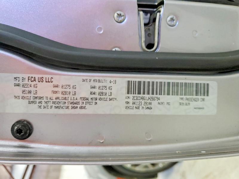 68883416 :رقم المزاد ، 2C3CCABG1JH266794         vin ، 2018 Chrysler 300 مزاد بيع