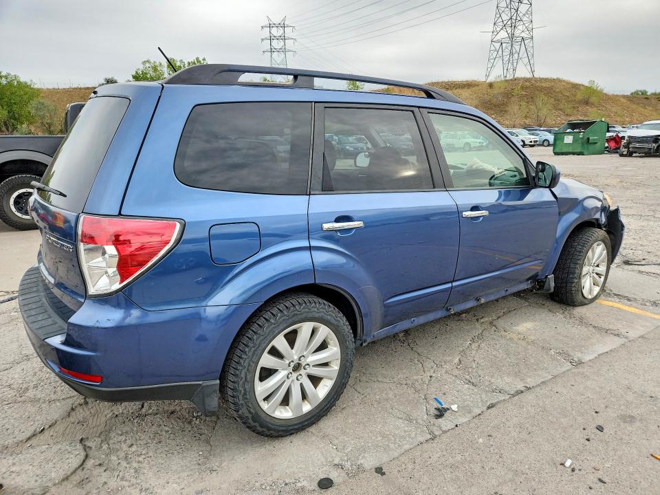 Продаж на аукціоні авто 2012 Subaru Forester, vin: JF2SHBDC8CH431470, номер лоту: 70321496