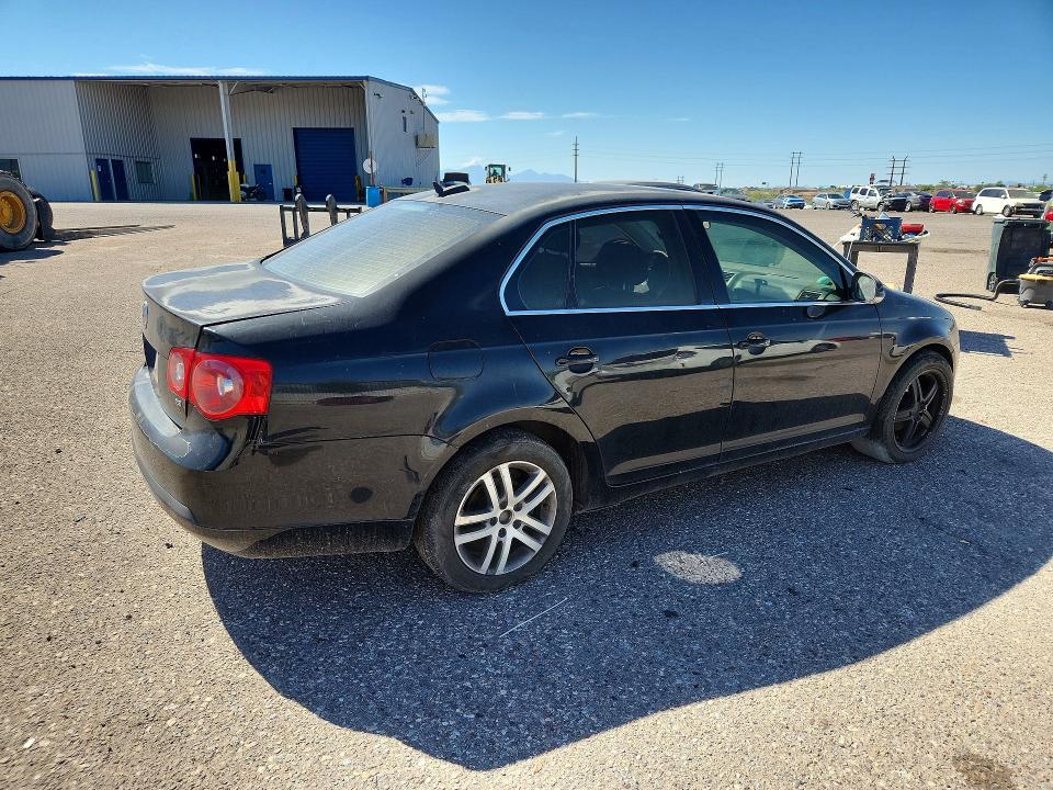 Aukcja sprzedaży 2005 Volkswagen New Jetta, vin: 3VWDF71K35M637233, numer aukcji: 68513886