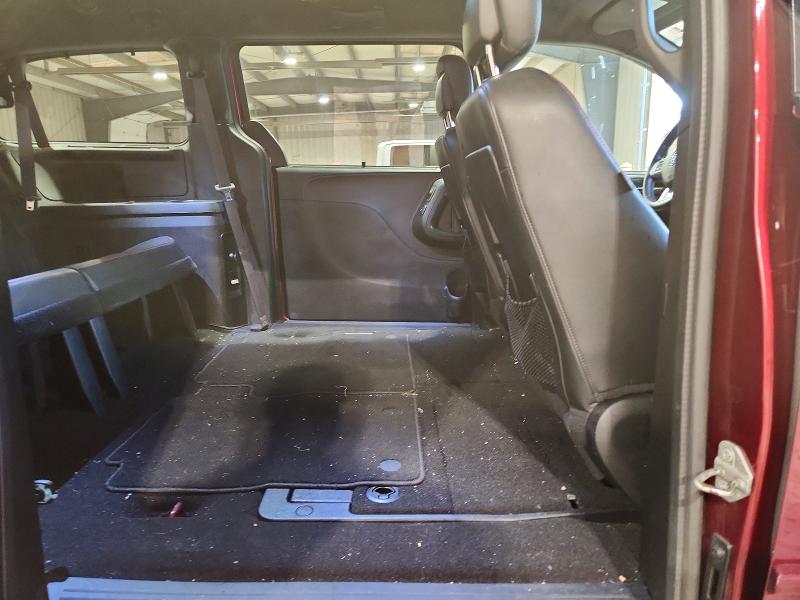 67728706 :رقم المزاد ، 2C4RDGEG8HR700974 vin ، 2017 Dodge Grand Caravan مزاد بيع