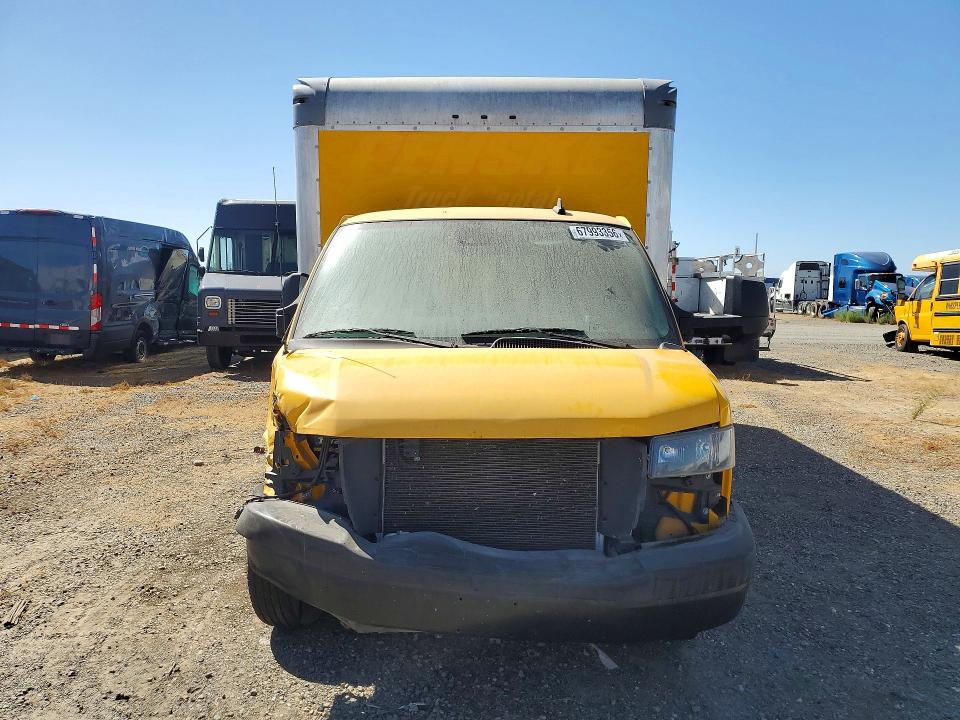 67993356 :رقم المزاد ، 7GZ37TC79MN007088 vin ، 2021 Gmc Savana مزاد بيع