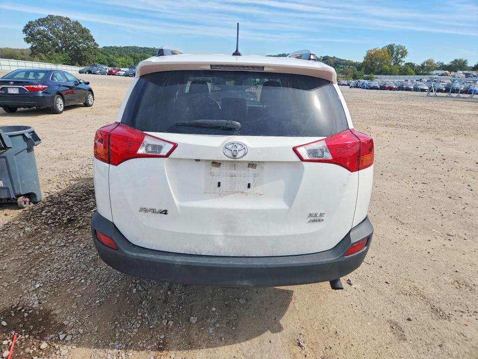 Продажа на аукционе авто 2014 Toyota Rav4, vin: JTMRFREVXEJ013094, номер лота: 70736856