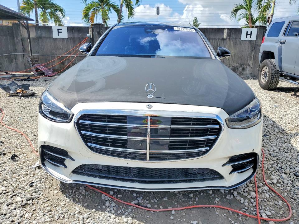 67725396 :رقم المزاد ، W1K6G7GB5NA105145 vin ، 2022 Mercedes-benz S مزاد بيع