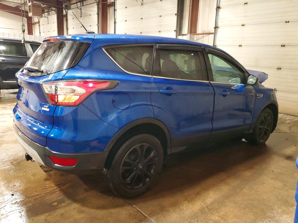 Продаж на аукціоні авто 2017 Ford Escape, vin: 1FMCU0GD8HUB37522, номер лоту: 67110496
