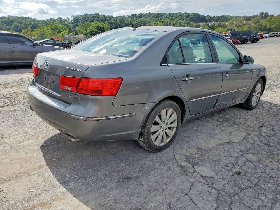 2010 Hyundai Sonata მანქანა იყიდება აუქციონზე, vin: 5NPEU4AF1AH577855, აუქციონის ნომერი: 67966956