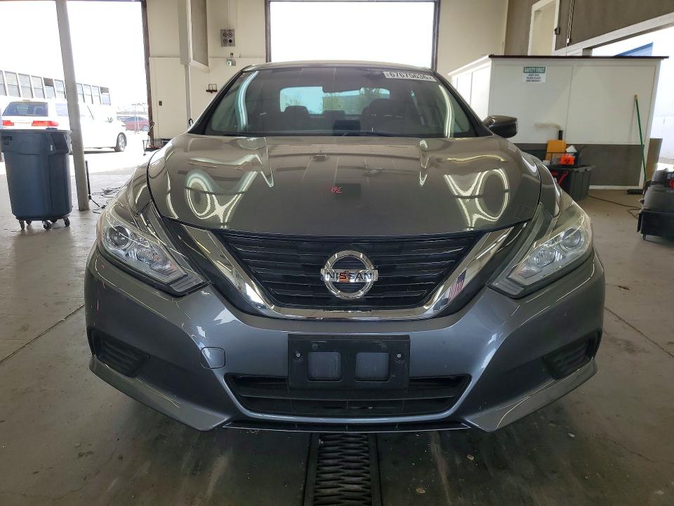 2017 Nissan Altima მანქანა იყიდება აუქციონზე, vin: 1N4AL3AP4HN350115, აუქციონის ნომერი: 67675636