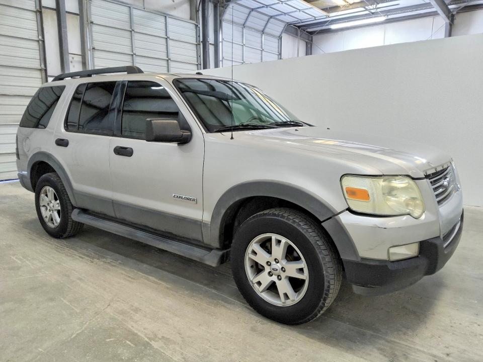 Продажа на аукционе авто 2006 Ford Explorer, vin: 1FMEU63826UB23715, номер лота: 67016186