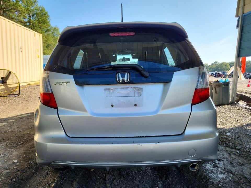 2011 Honda Fit მანქანა იყიდება აუქციონზე, vin: JHMGE8H54BC011128, აუქციონის ნომერი: 68369276