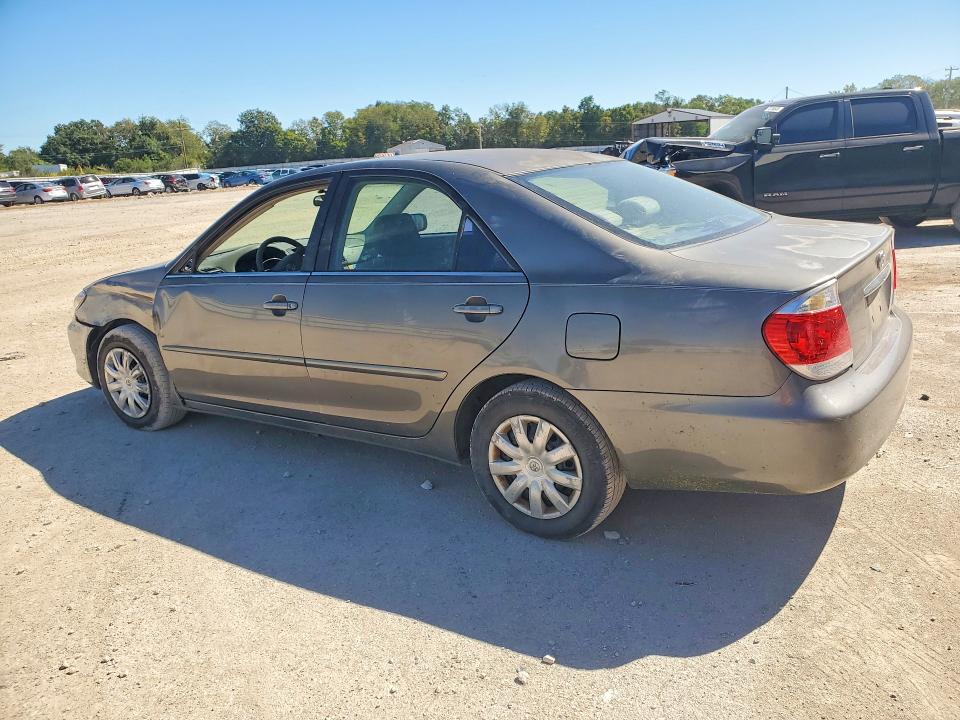 70680056 :رقم المزاد ، 4T1BE32K15U637954 vin ، 2005 Toyota Camry مزاد بيع