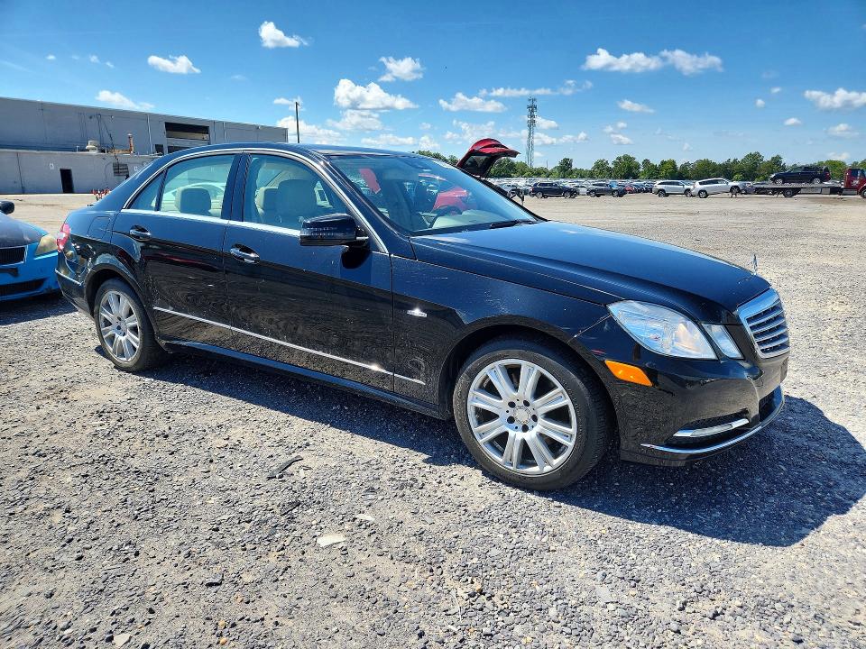 Продажа на аукционе авто 2012 Mercedes-benz E, vin: WDDHF5KB9CA593195, номер лота: 68223366