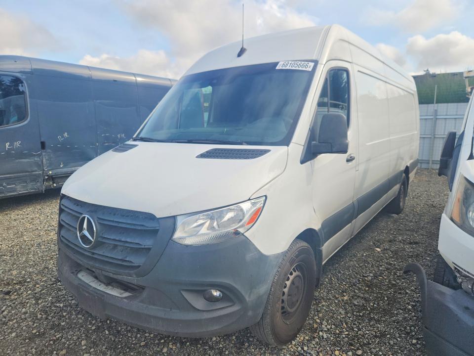 68105666 :رقم المزاد ، W1Y4NDHY3PT133876 vin ، 2023 Mercedes-benz Sprinter مزاد بيع