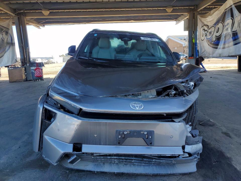 2026 Toyota Bz მანქანა იყიდება აუქციონზე, vin: JTMBCAEB6TA006500, აუქციონის ნომერი: 63289146