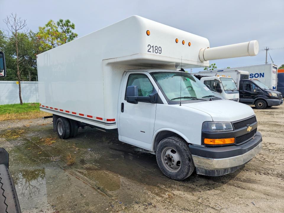 68608876 :رقم المزاد ، 1HA3GTC7XMN011238 vin ، 2021 Chevrolet Express مزاد بيع
