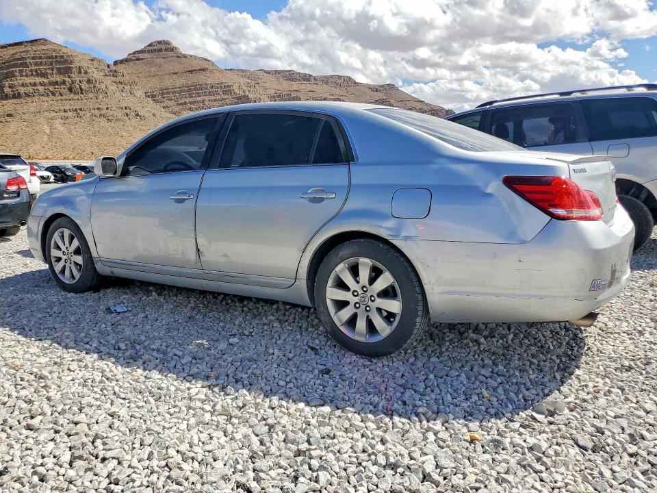 Продажа на аукционе авто 2005 Toyota Avalon, vin: 4T1BK36B05U060028, номер лота: 68962366
