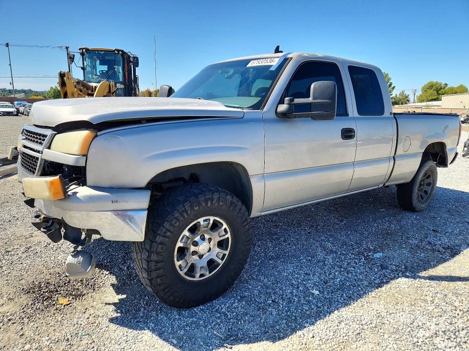 2006 Chevrolet Silverado მანქანა იყიდება აუქციონზე, vin: 2GCEC19TX61107635, აუქციონის ნომერი: 67930536