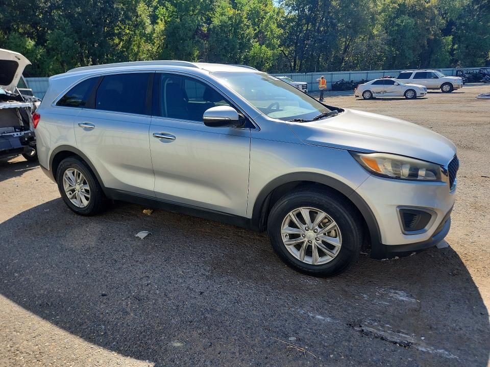 69941986 :رقم المزاد ، 5XYPG4A35GG030223 vin ، 2016 Kia Sorento مزاد بيع