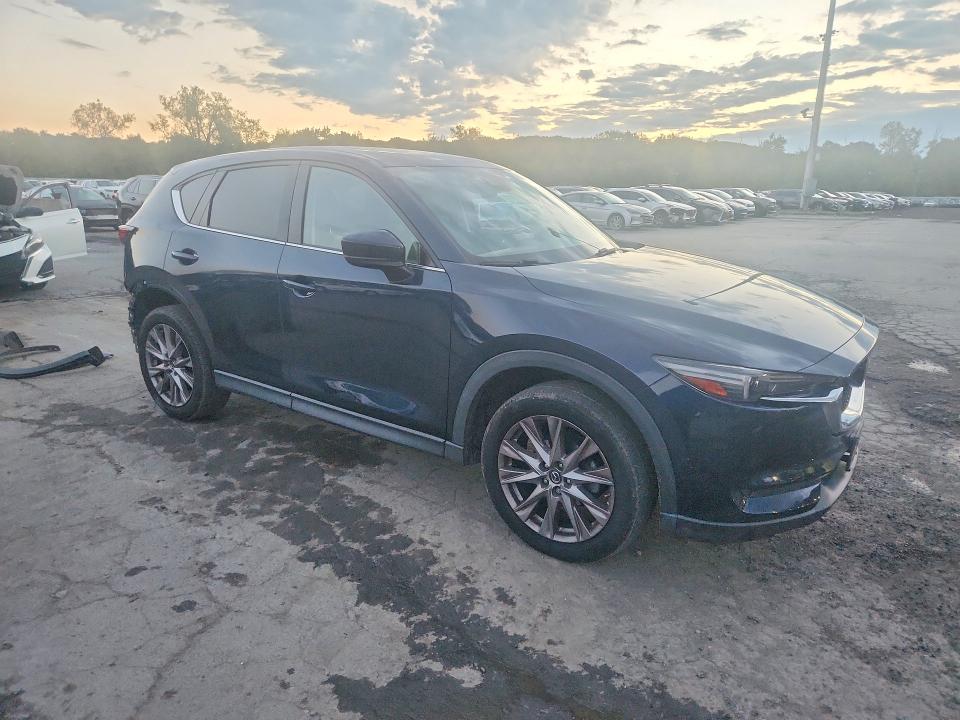Продажа на аукционе авто 2019 Mazda Cx-5, vin: JM3KFBDM4K1542318, номер лота: 67734516