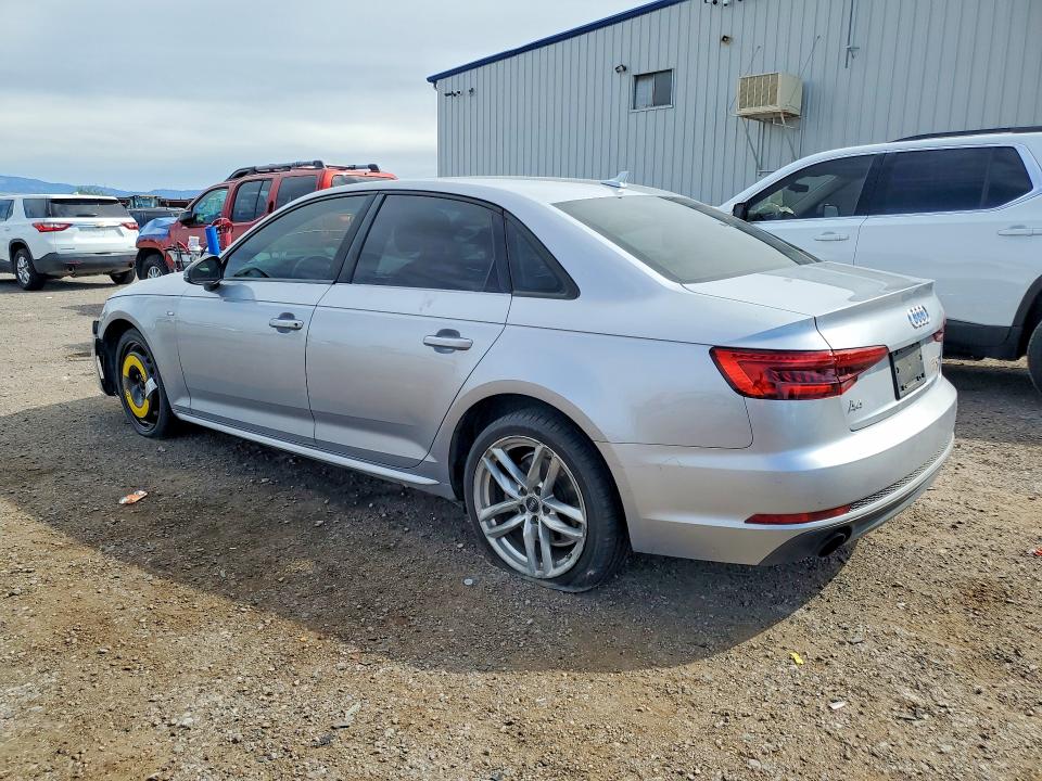 Продажа на аукционе авто 2017 Audi A4, vin: WAUKMAF46HN040107, номер лота: 69780126
