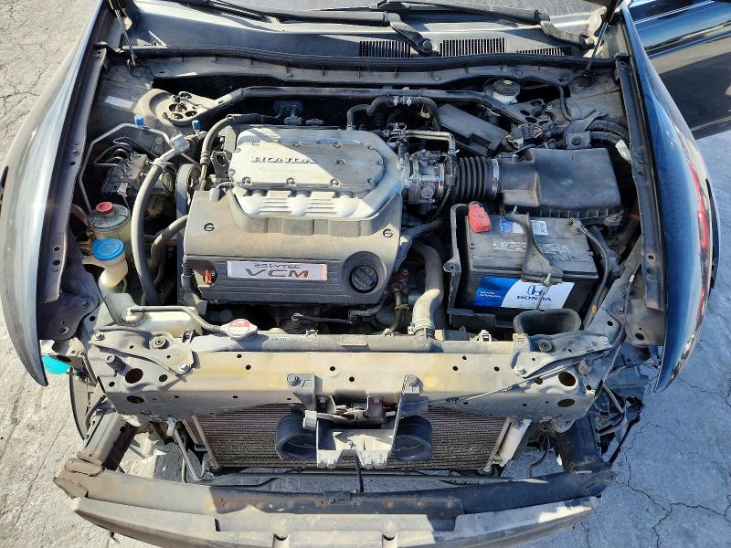 69893846 :رقم المزاد ، 1HGCP3F8XCA034857 vin ، 2012 Honda Accord مزاد بيع