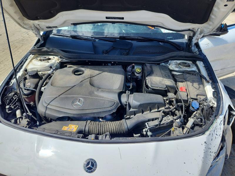 68280576 :رقم المزاد ، WDDSJ4EB8JN645528 vin ، 2018 Mercedes-benz Cla مزاد بيع
