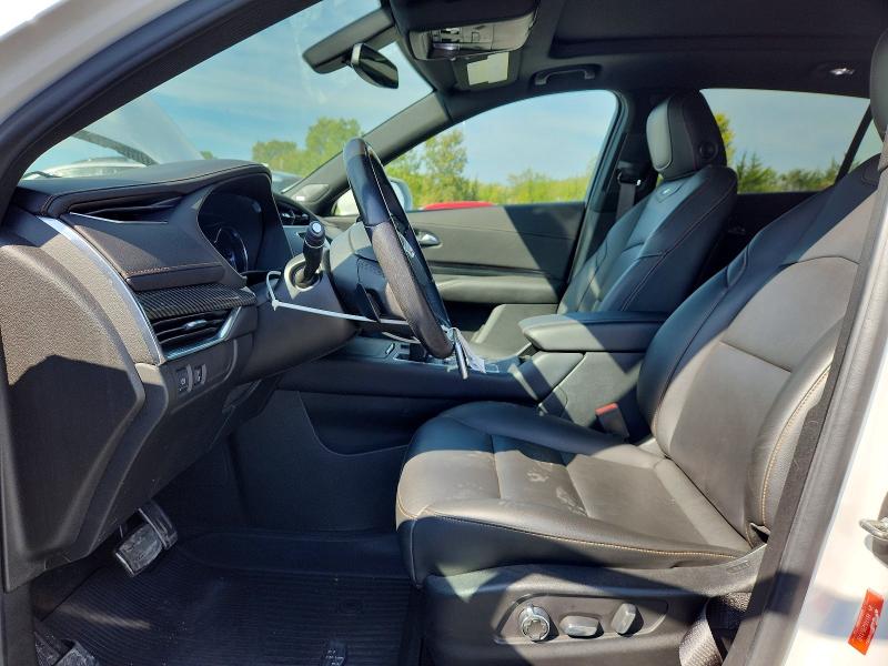 68928106 :رقم المزاد ، 1GYFZFR4XKF203965 vin ، 2019 Cadillac Xt4 مزاد بيع
