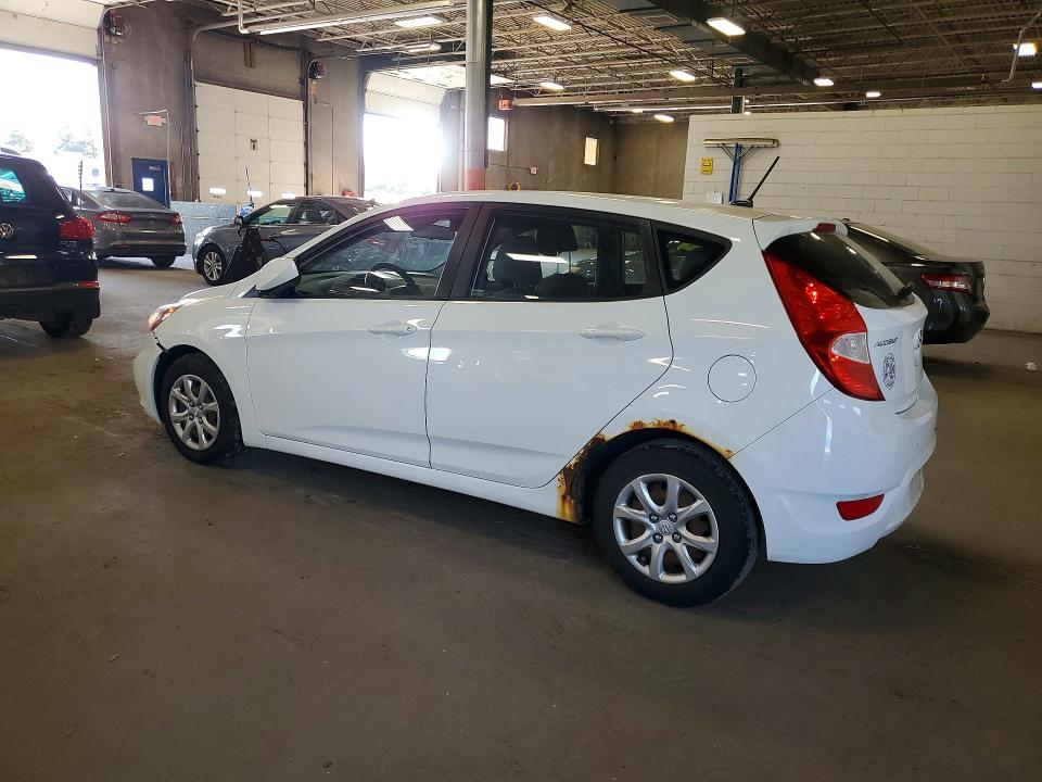 2014 Hyundai Accent მანქანა იყიდება აუქციონზე, vin: KMHCT5AE4EU168263, აუქციონის ნომერი: 69253166