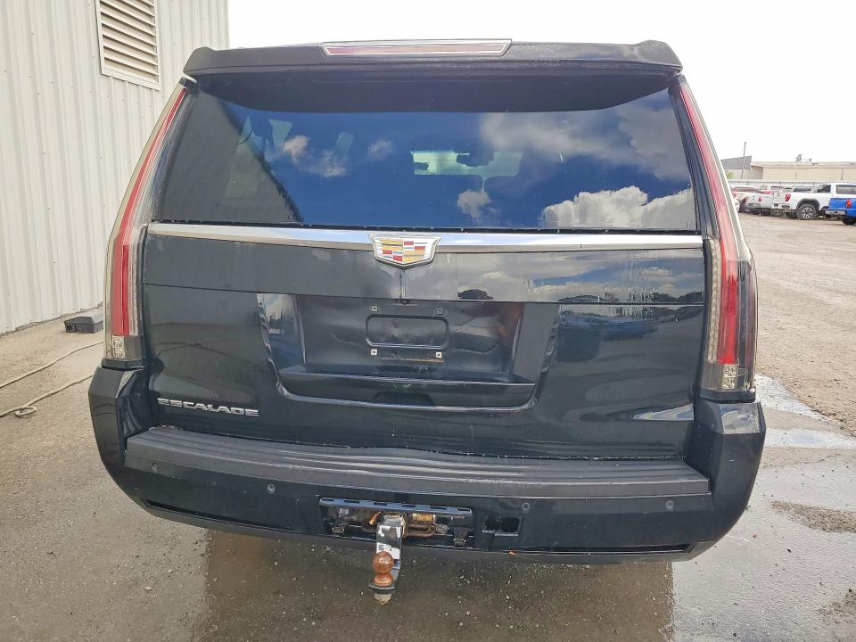 68259216 :رقم المزاد ، 1GYS4TKJ6FR677055 vin ، 2015 Cadillac Escalade مزاد بيع