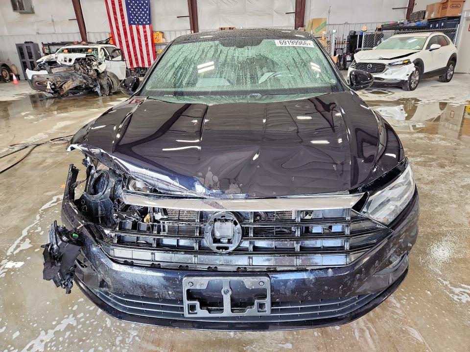 Продажа на аукционе авто 2020 Volkswagen Jetta, vin: 3VWCB7BU3LM044489, номер лота: 69199966