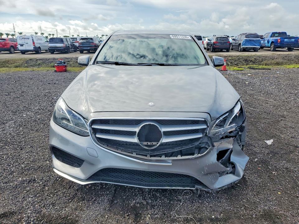 69511336 :رقم المزاد ، WDDHF5KB6EB046205 vin ، 2014 Mercedes-benz E مزاد بيع